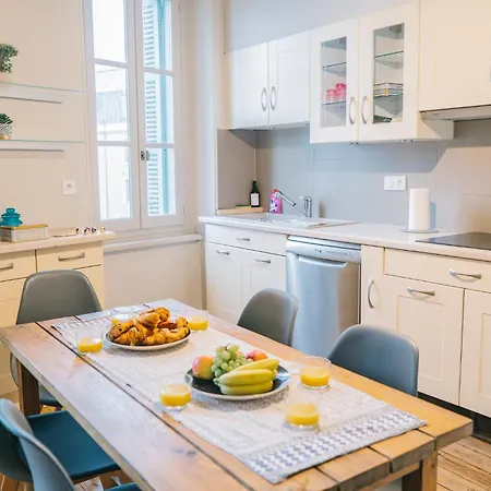 Διαμέρισμα Magnifique T4- Toit Terrasse-cosy-centre Ville-aa