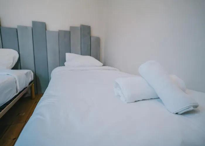 Magnifique T4- Toit Terrasse-cosy-centre Ville-aa Apartamento Carcasona